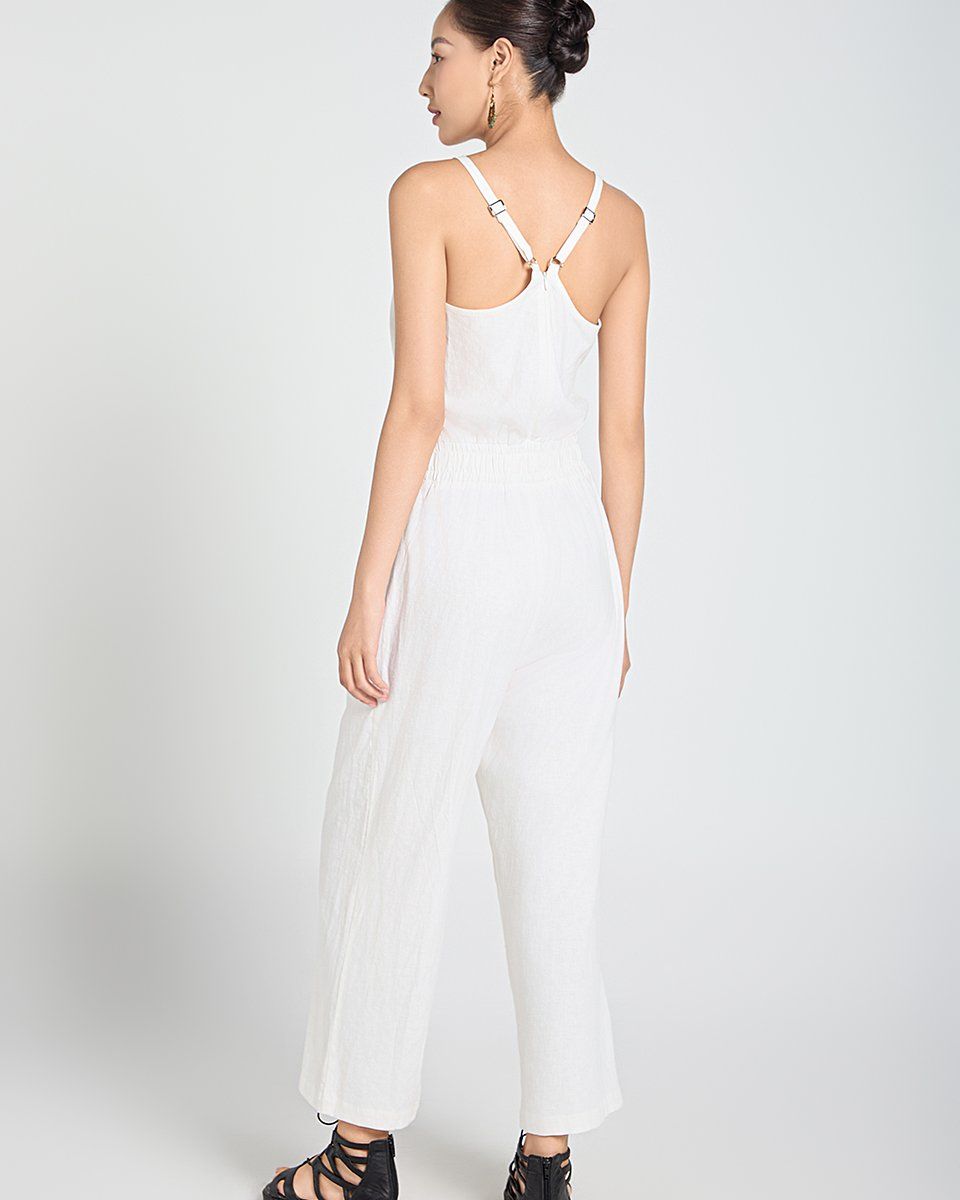 Jumpsuit Linen Trắng A Touch Of Effortless Elegance