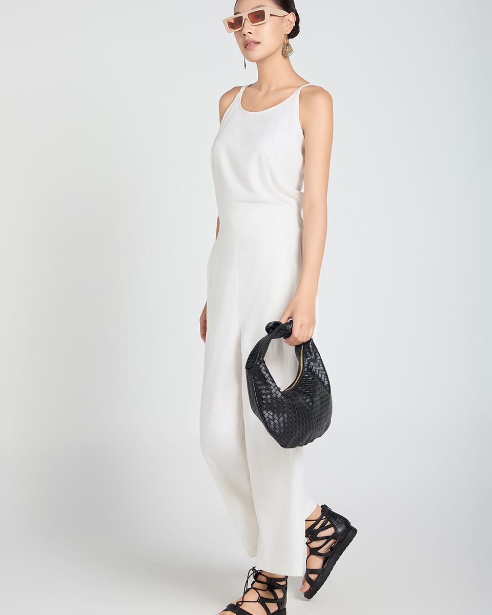Jumpsuit Linen Trắng A Touch Of Effortless Elegance