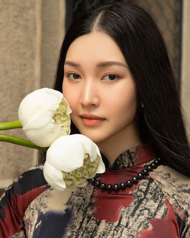  Áo Dài Lụa Xám Gems Of VietNam 