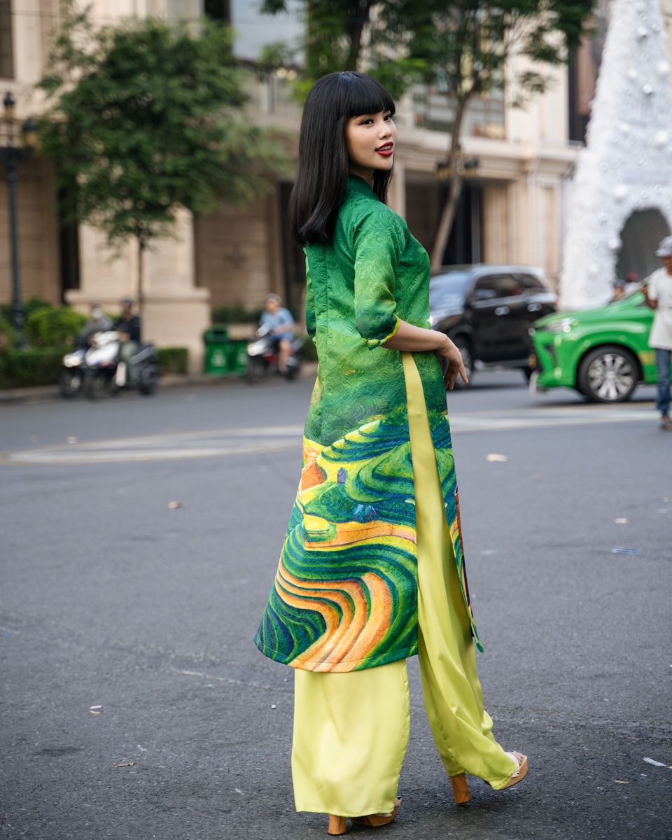 Áo Dài Nữ Gấm Xanh Bậc Thang Pride Việt Nam