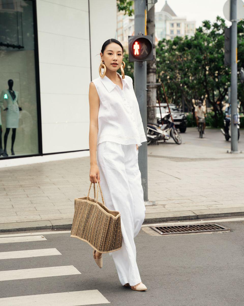 Áo Kiểu Nữ Linen Trắng Sắc Màu Tự Do