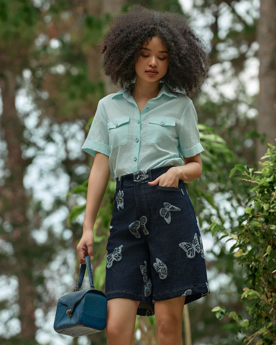 Quần Short Jean Nữ Họa Tiết Into The Wood