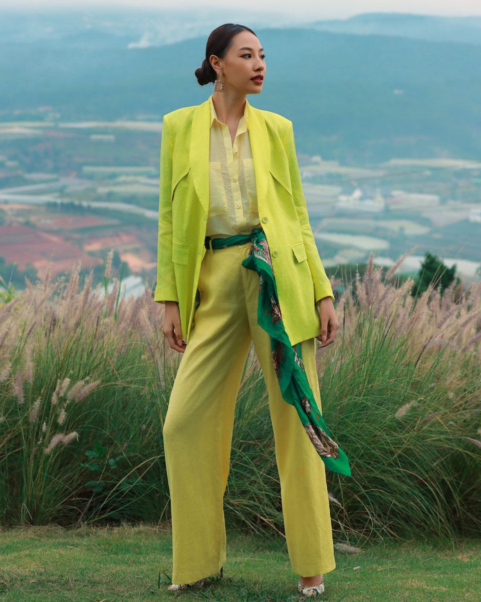 Áo Sơ Mi Nữ Linen Vàng Into The Wood