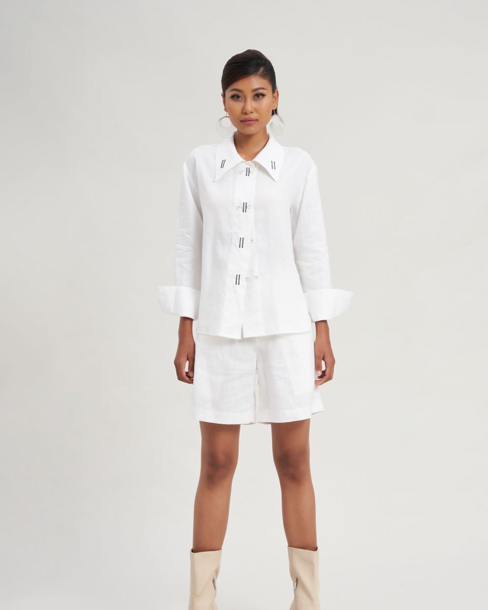 Quần Short Linen Trắng The Girl In Vogue