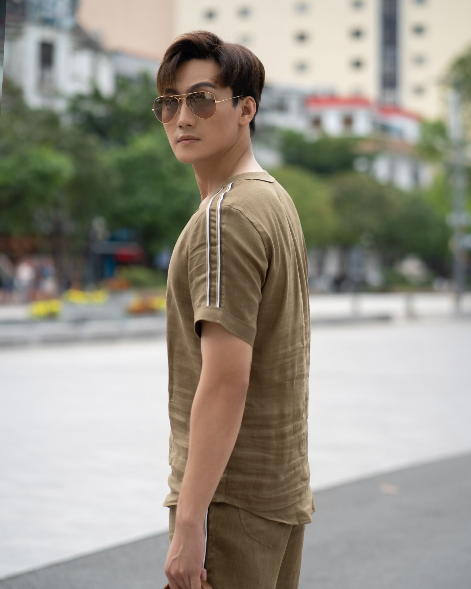 Áo Linen Nam Rêu Phối Tay Tender Drit