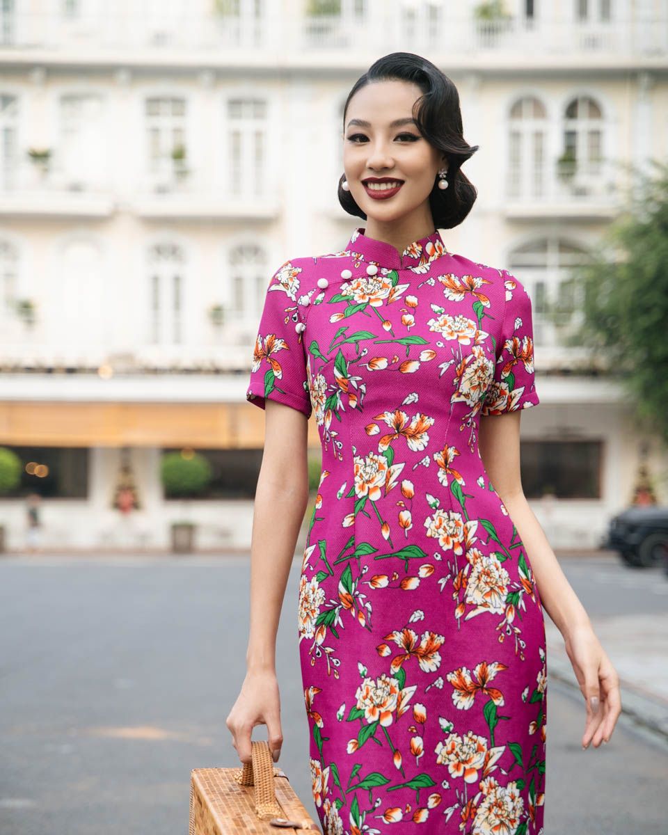 Sườn Xám Gấm Hồng Sen Pride Việt Nam