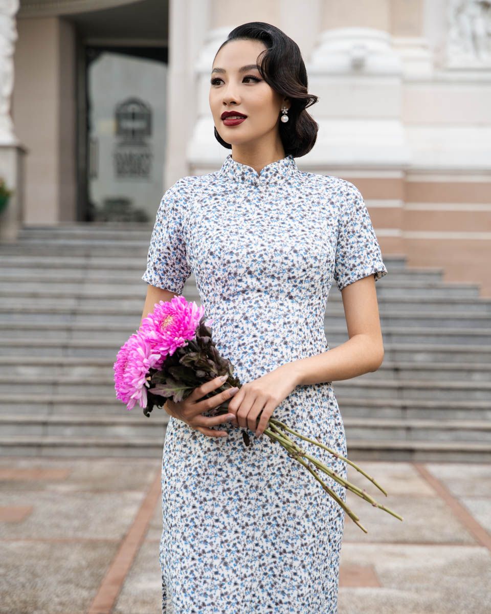 Sườn Xám Gấm Trắng Pride Việt Nam