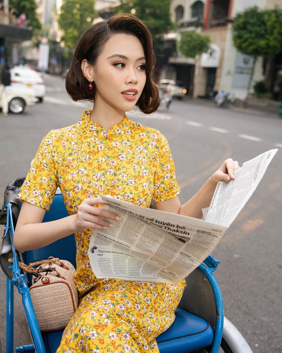 Sườn Xám Gấm Vàng Pride Việt Nam