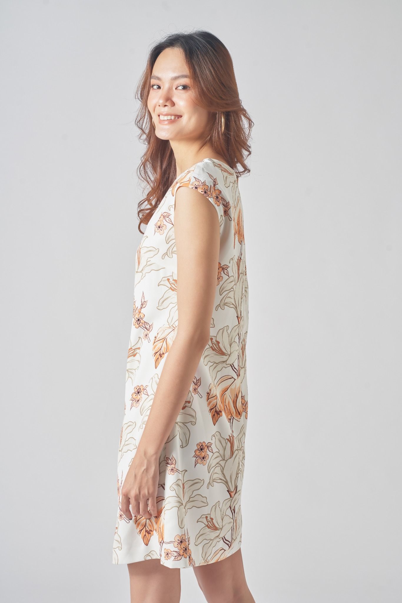 Đầm Lụa Kem Hoa