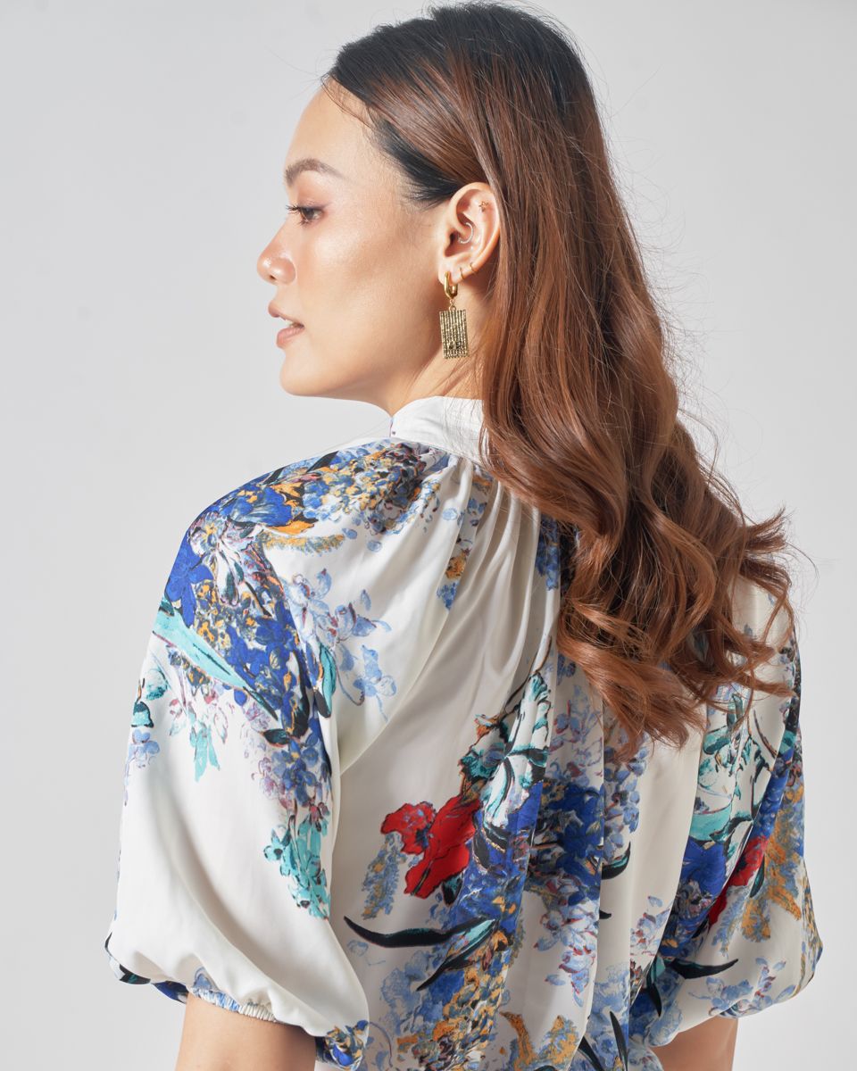 Áo Kiểu Lụa Kem Hoa