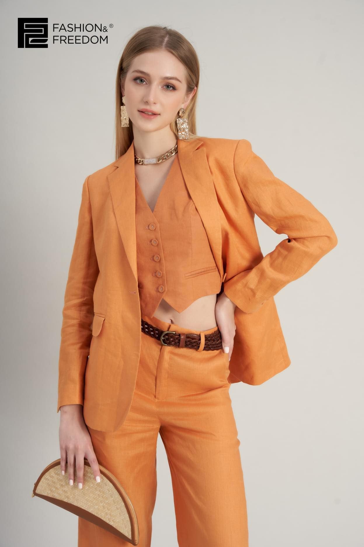 Áo vest công sở vải linen dáng suông cổ  Thời trang Pantio