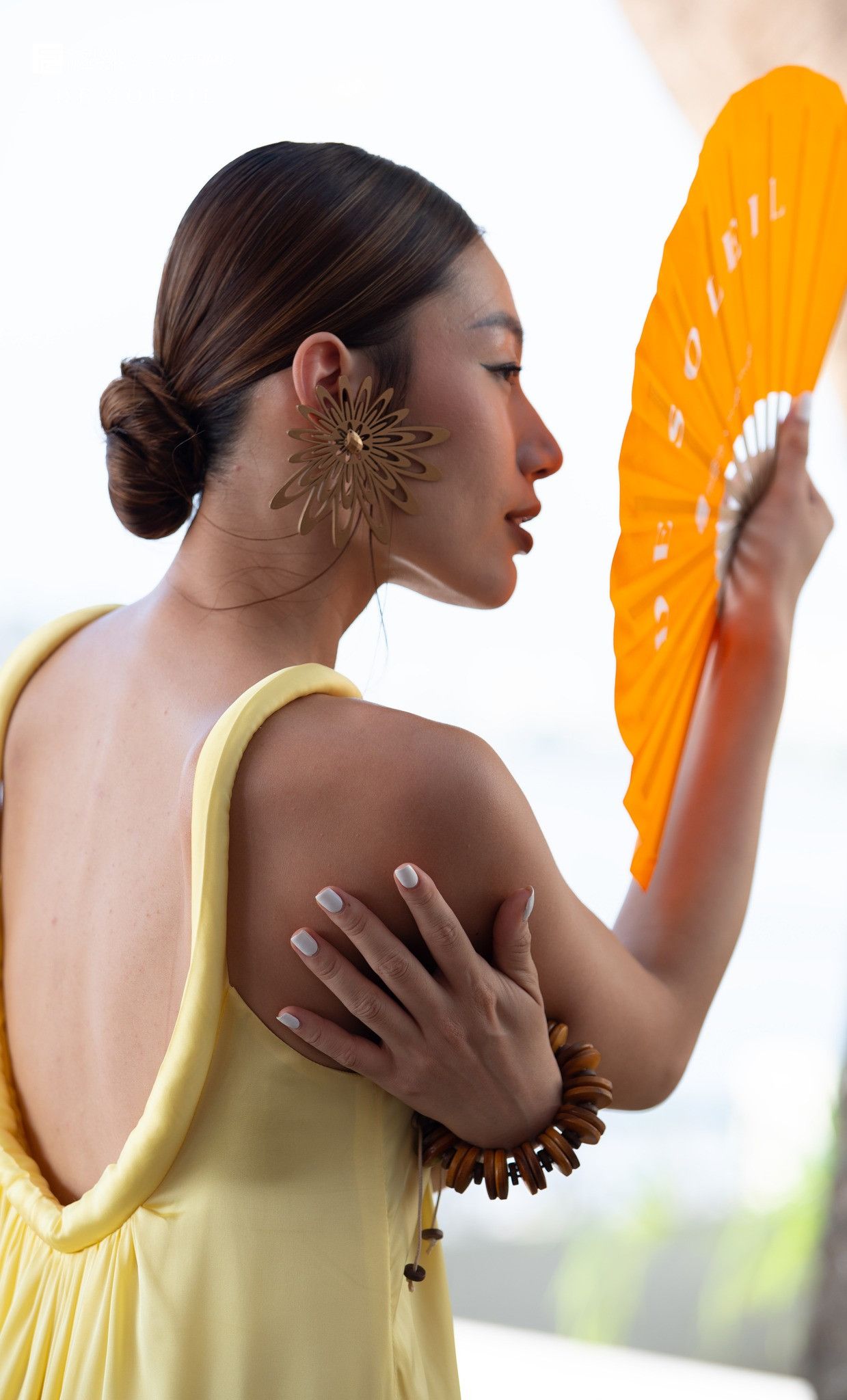 Đầm Lụa Nữ Vàng De Soleil