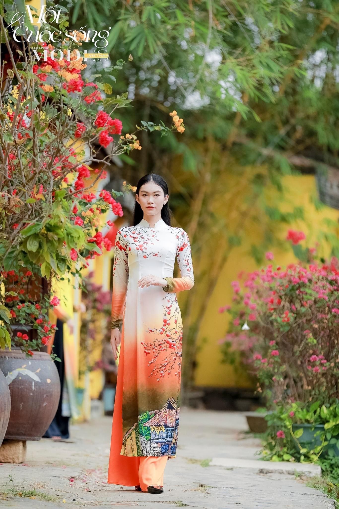 Áo Dài Lụa Trắng Cam