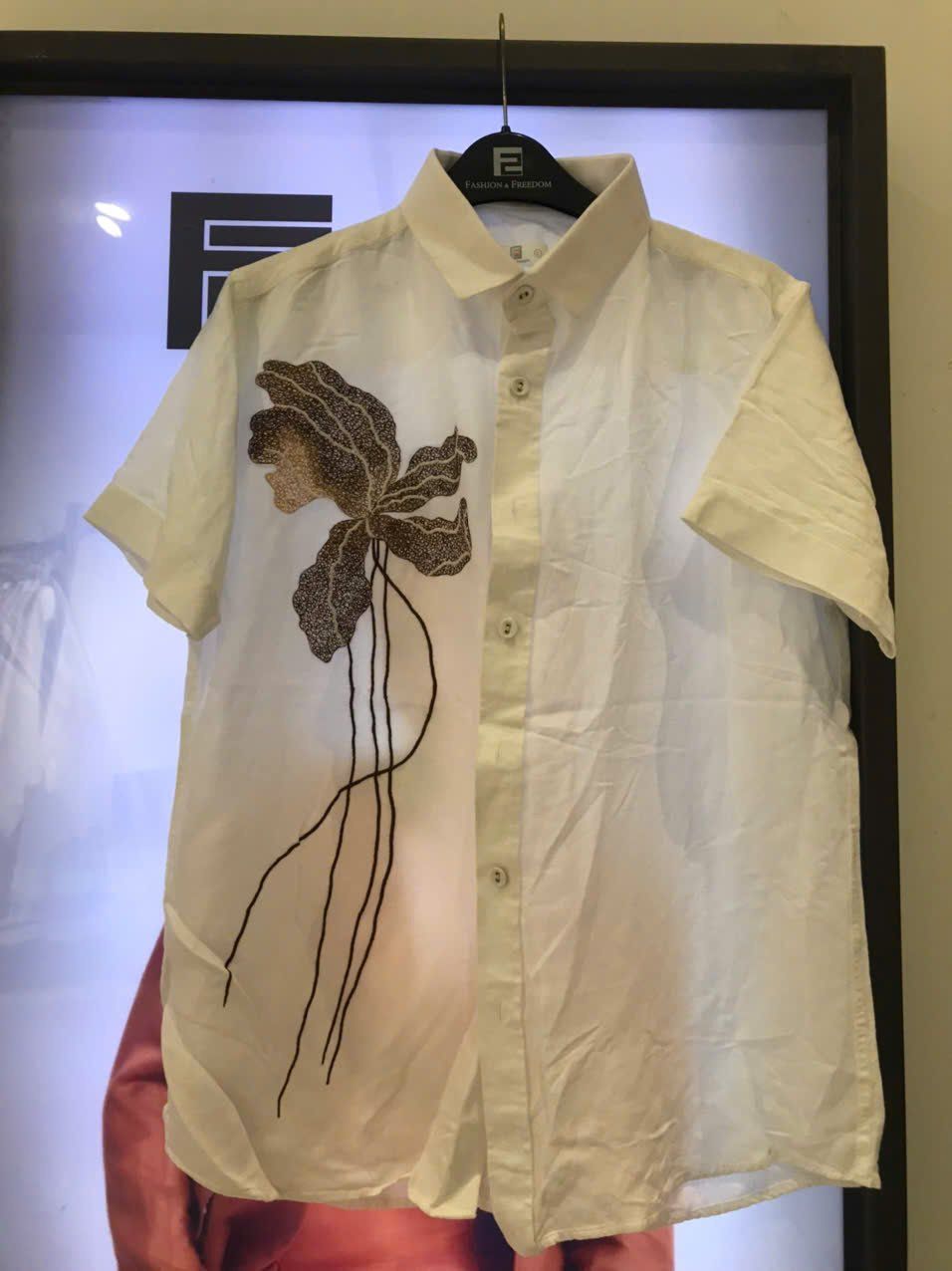 Áo Sơ Mi Nam Linen Trắng Thêu Tay Ngắn Tender Drit