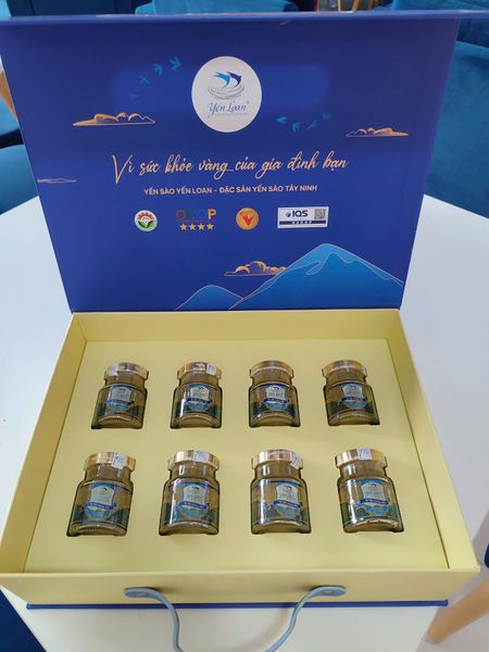 Hộp quai da 8 Hũ - Loại 5g Yến/Hũ Chưng Saffron Thích Hợp Với Phụ Nữ, Làm Đẹp Da, Chống Lão Hóa, Ổn Định Nội Tiết Tố