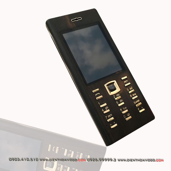  Điện thoại vỏ gỗ Nokia 515 