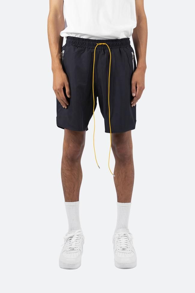 MNML NYLON WALKING SHORTS – OSO SaiGon