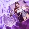  Ariana Grande R.E.M 