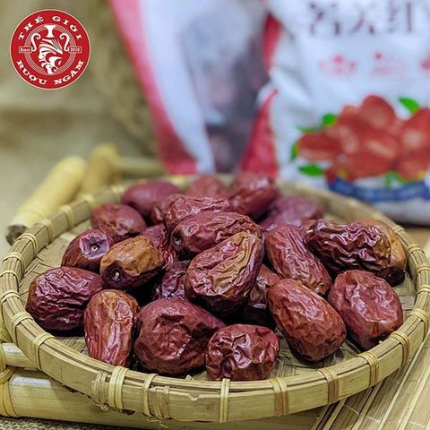 Táo Đỏ Tân Cương Sấy Khô 1kg (52-55 quả)