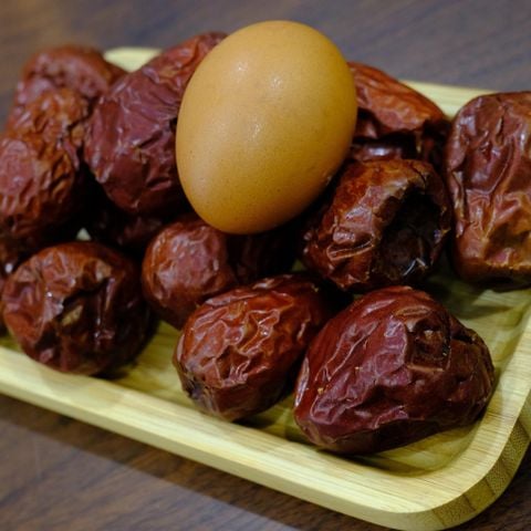 Táo Đỏ Tân Cương Sấy Khô 1kg (Size 68-70 quả)