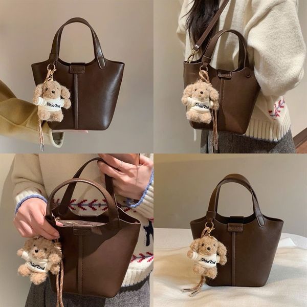 Túi Chio2nd Thames Bucket kèm túi nhỏ + charm cún