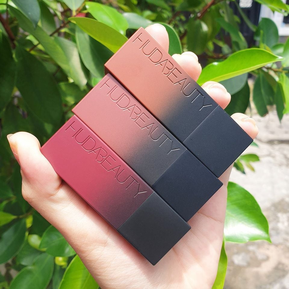 Son thỏi Huda Power Bullet Matte Lipstick
