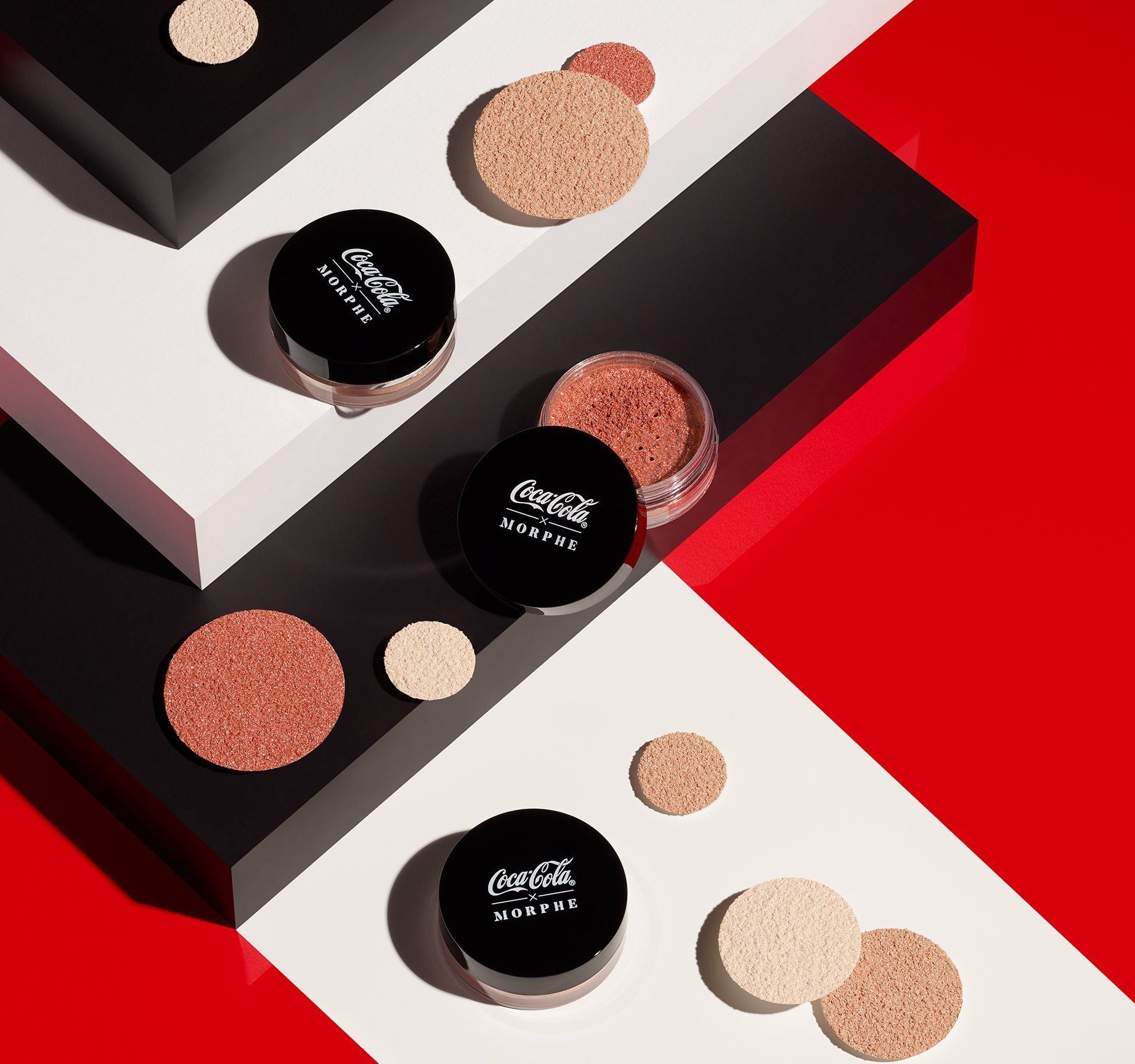 Phấn bắt sáng Morphe Cocacola glowing places dạng bột