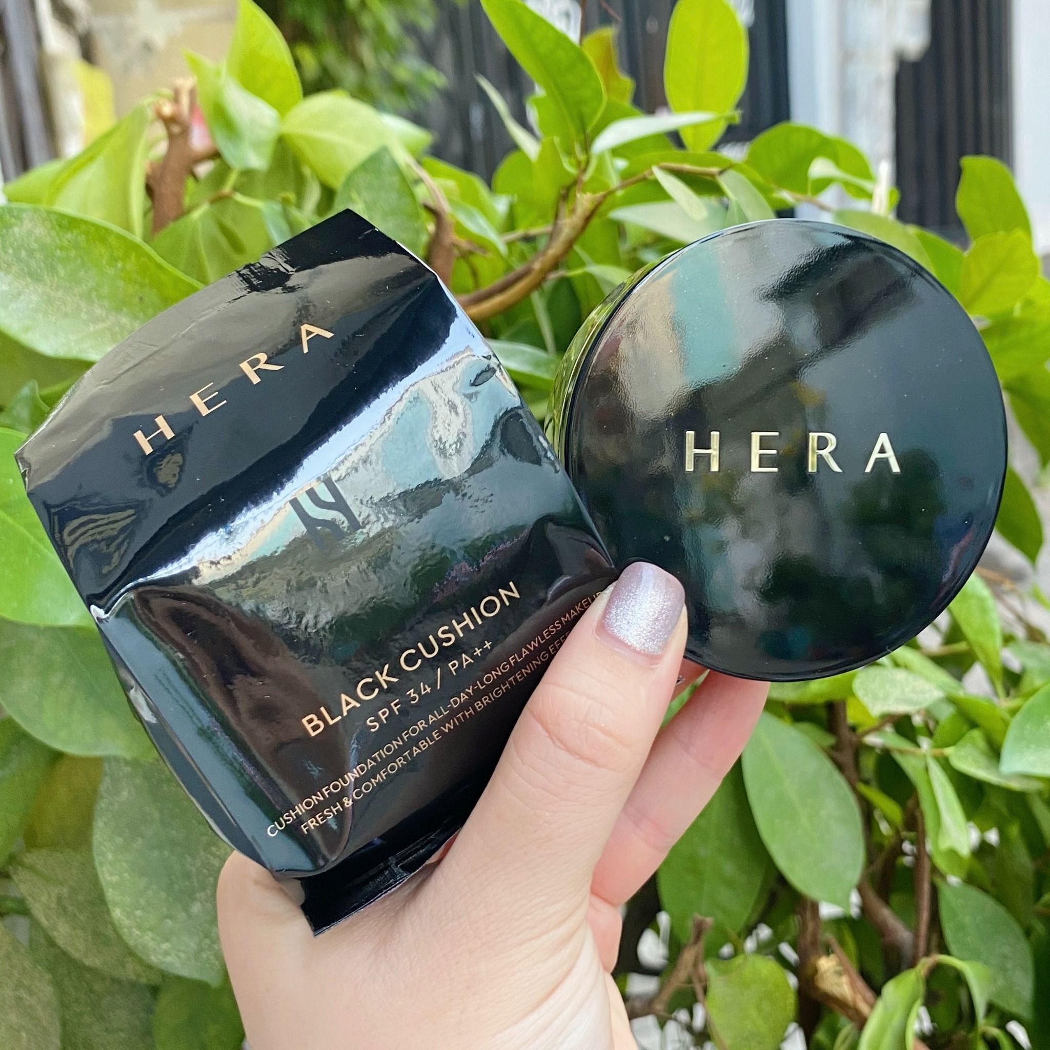 Cushion Hera Black Cushion SPF 34 PA ++ 15gr kèm lõi Vy Hí Beauty