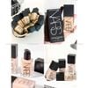 Kem nền Nars Light Reflecting Foundation