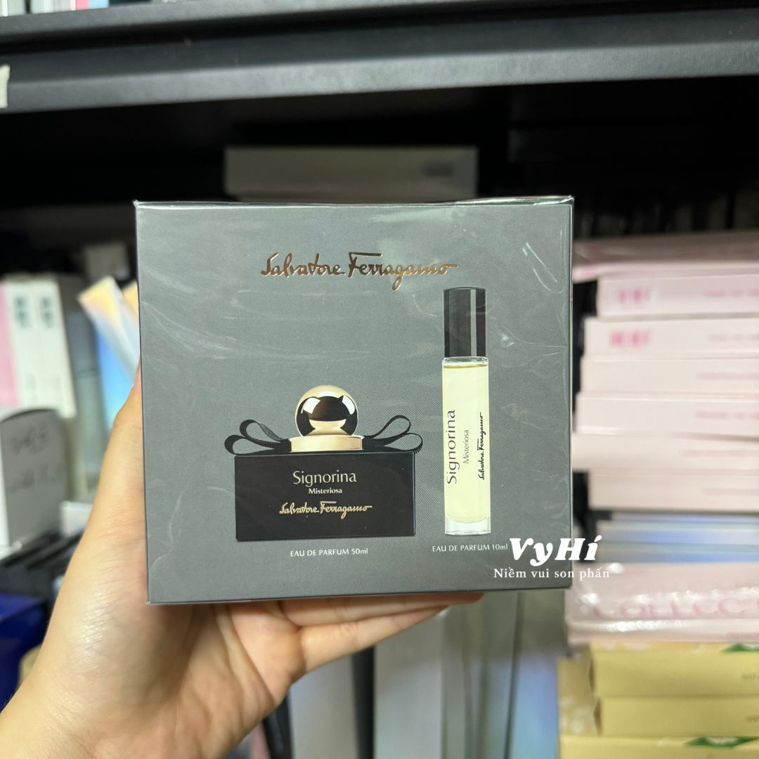 Set nước hoa Signorina Misteriosa ĐEN gồm 50 ml + 10 ml