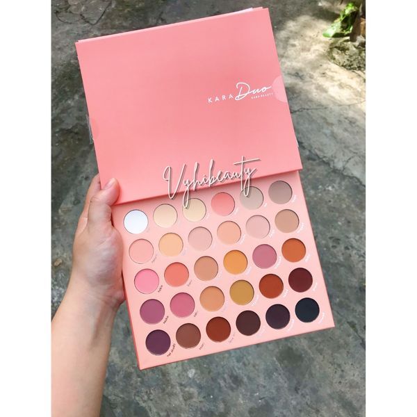 Bảng mắt Kara Shades Of Me Pro 25 30 ô