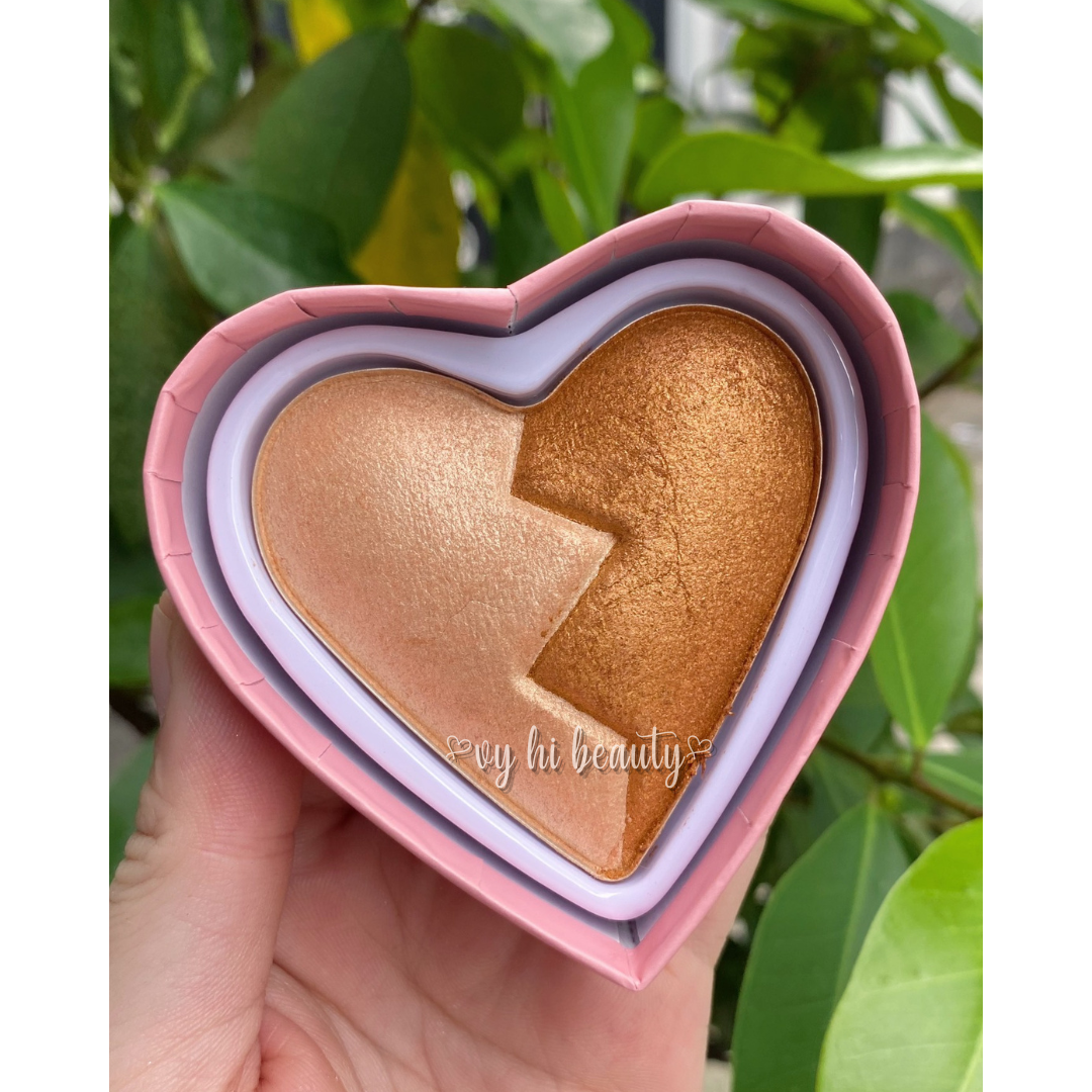 Bắt sáng Revolution Heart Breakers
