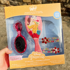 Set lược Wet Brush Belle 4 món gồm 2 lược, 2 kẹp tóc
