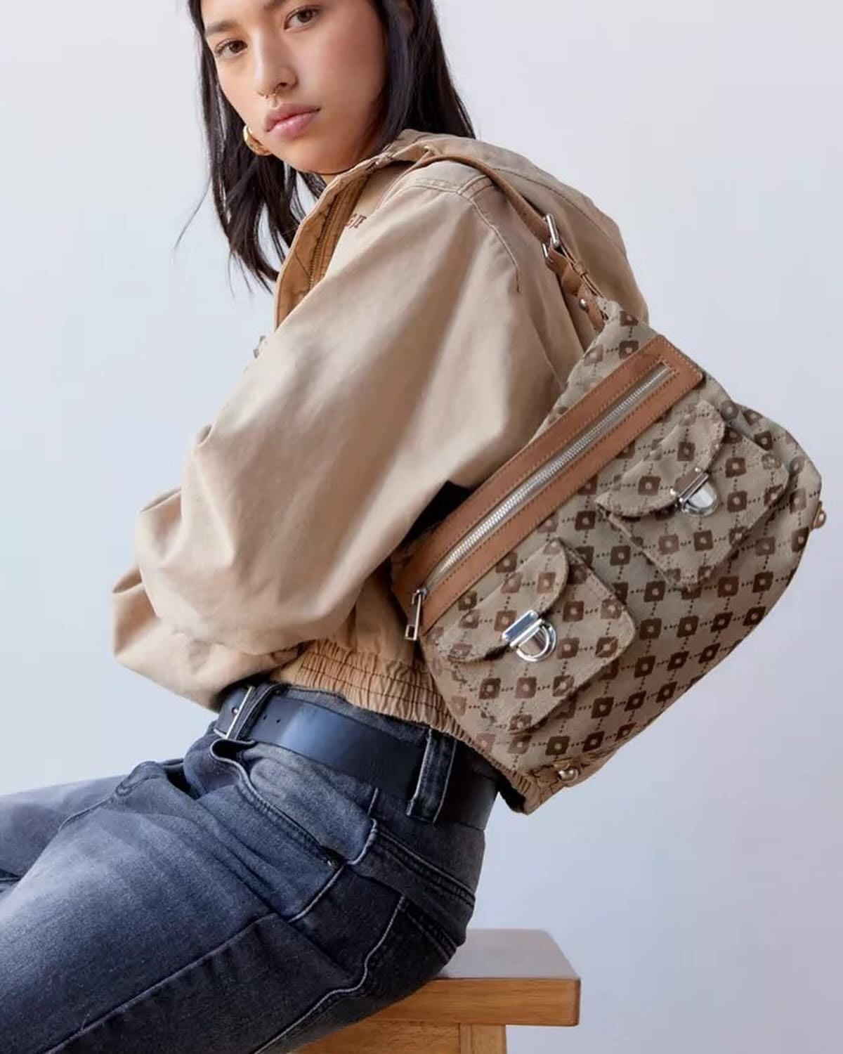 Túi Urban Outfitter Jamie Jacquard Hobo