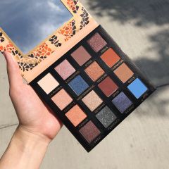 Bảng mắt BH Cosmetics Beautiful in Barcelona 16 ô màu