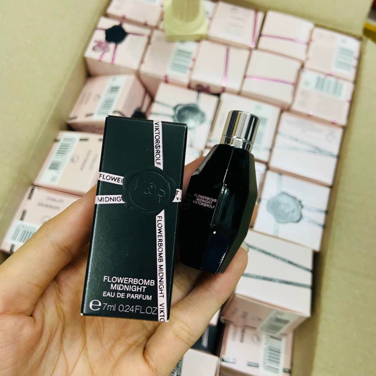 Nước hoa Viktor & Rof mini EDP Flower Bomb Midnight