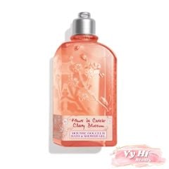 Sữa tắm Loccitane Mousse Douceur Bath & Shower Gel 250ml