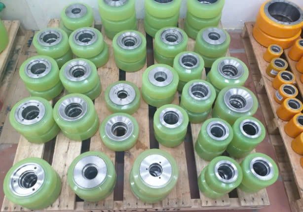 Bánh tải xe nâng điện PU 267*127*165