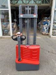 Xe nâng điện stacker 1.5 tấn Interlift CL15JB. Mới 100%