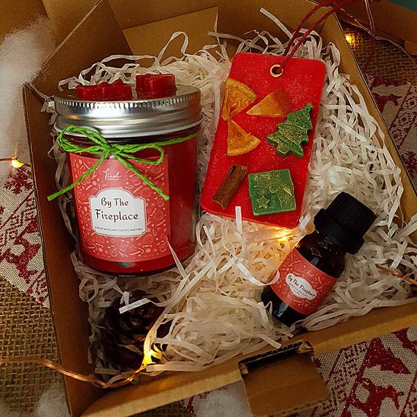  Nến thơm Noel (By The Fireplace) 