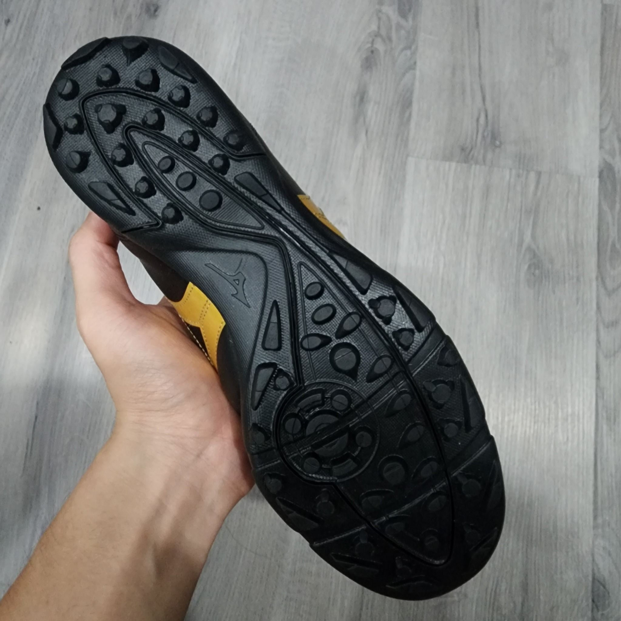  Mizuno Morelia 2 Club As - Giày Đá Bóng Chính Hãng 