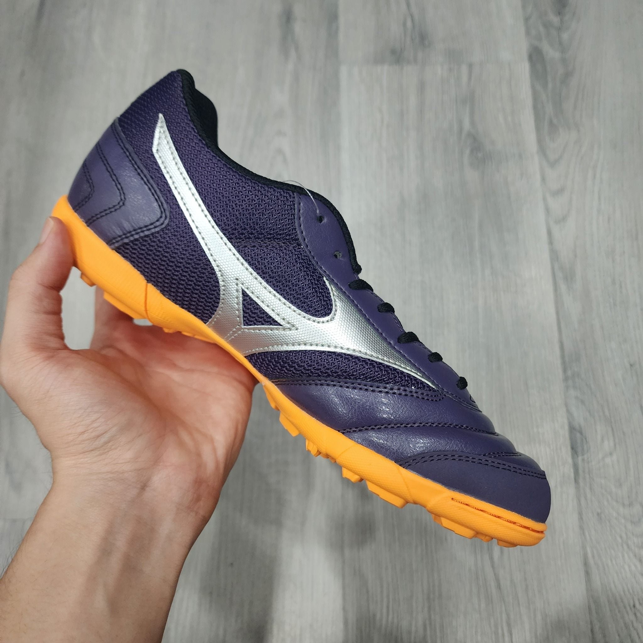  Mizuno MRL Sala Club đế TF - Giày Bóng Đá Chính Hãng 