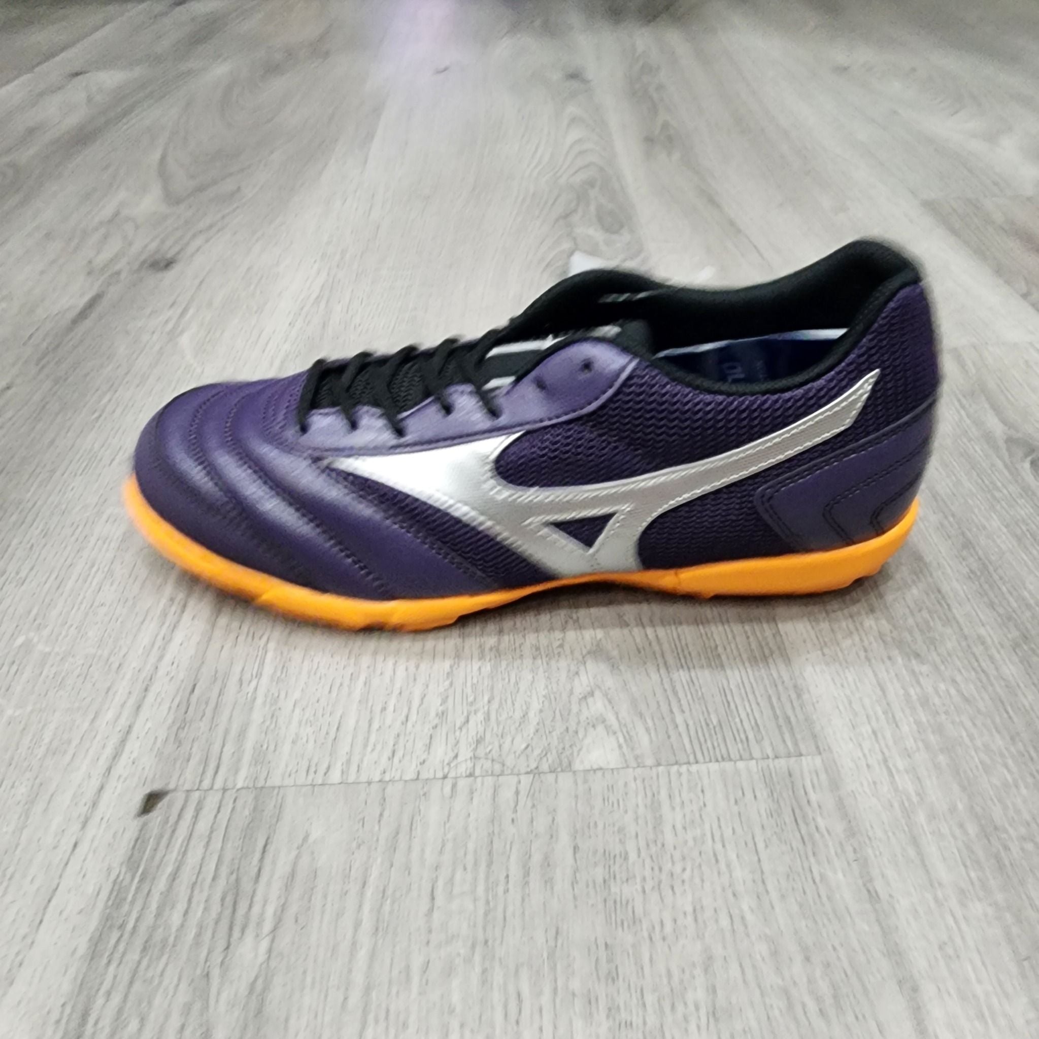  Mizuno MRL Sala Club đế TF - Giày Bóng Đá Chính Hãng 