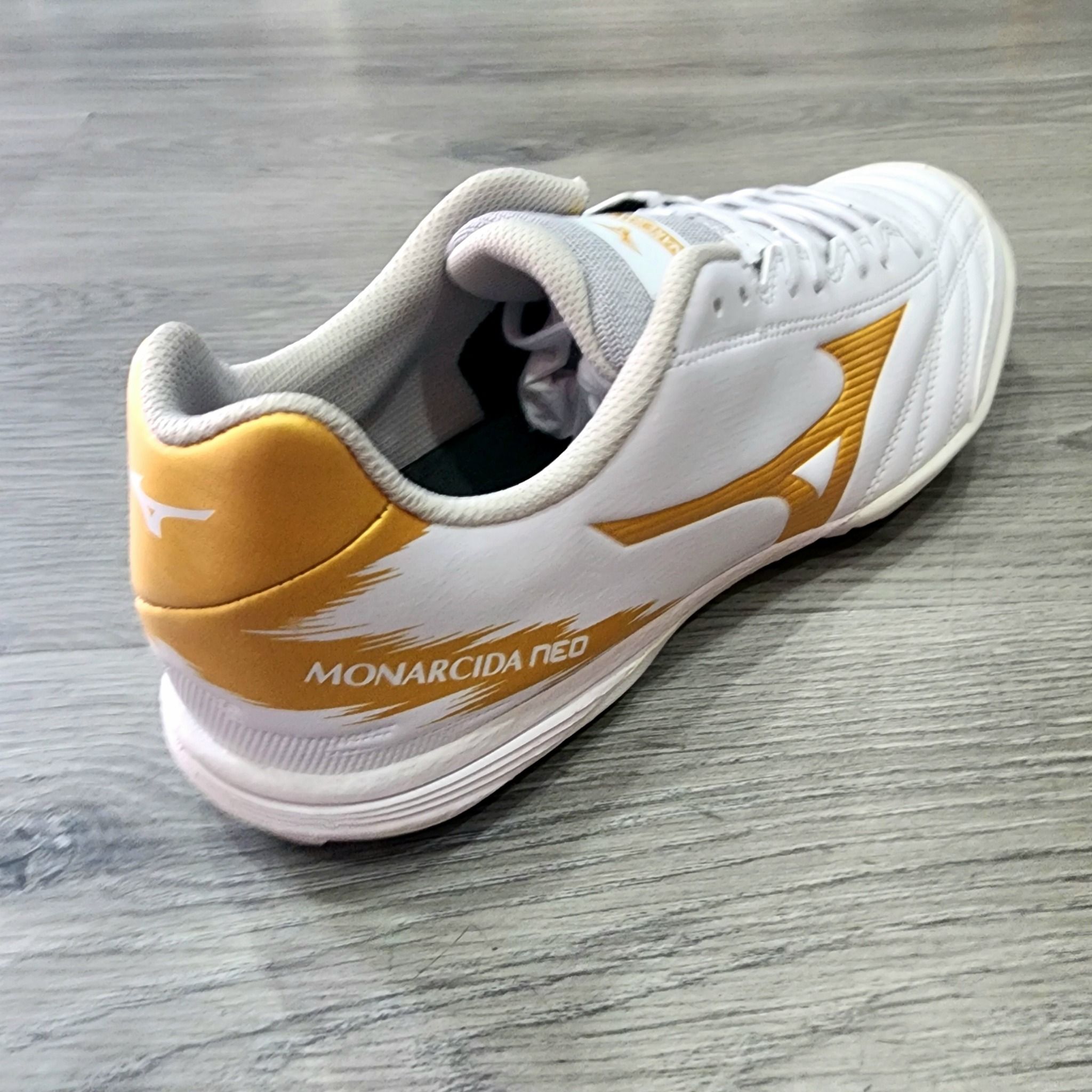  Mizuno Monarcida Neo Sala Pro màu Trắng - Giày Bóng Đá Chính Hãng đế TF 