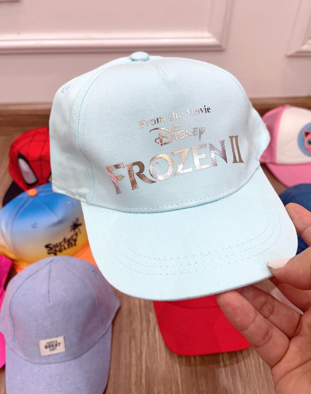 Mũ lưỡi trai HM xanh mint Frozen