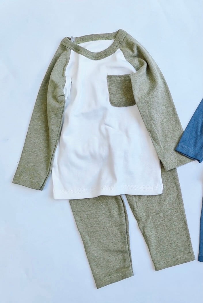 Bộ cotton Moimolpi tay giác lăng BT (form bé)