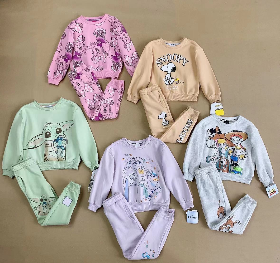 Bộ nỉ bông Disney Juniors nhiều hình dòng Nhí size 12m - 5y