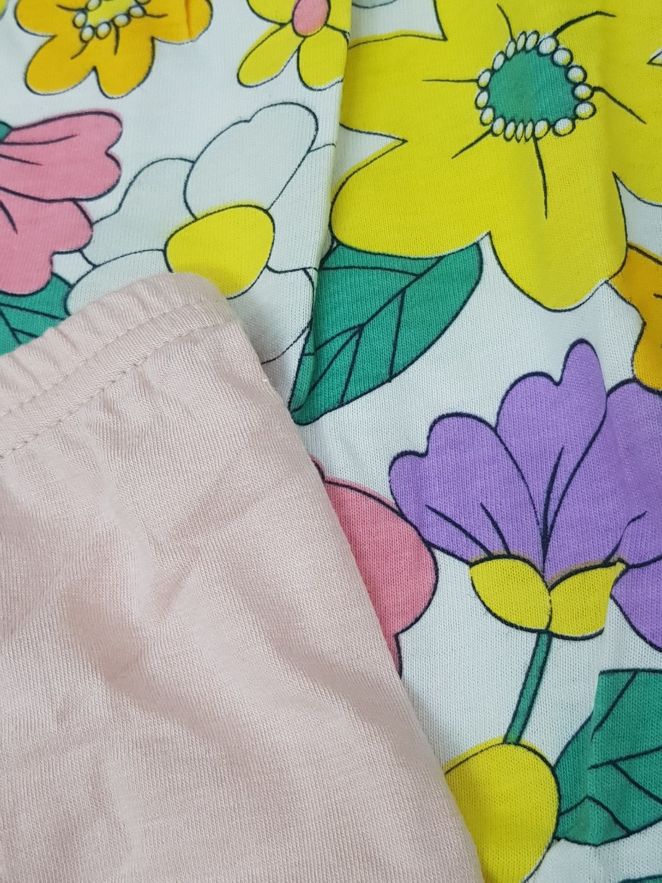 Bộ cotton Petite áo 2 dây hoa - quần legging cam size 90 - 130