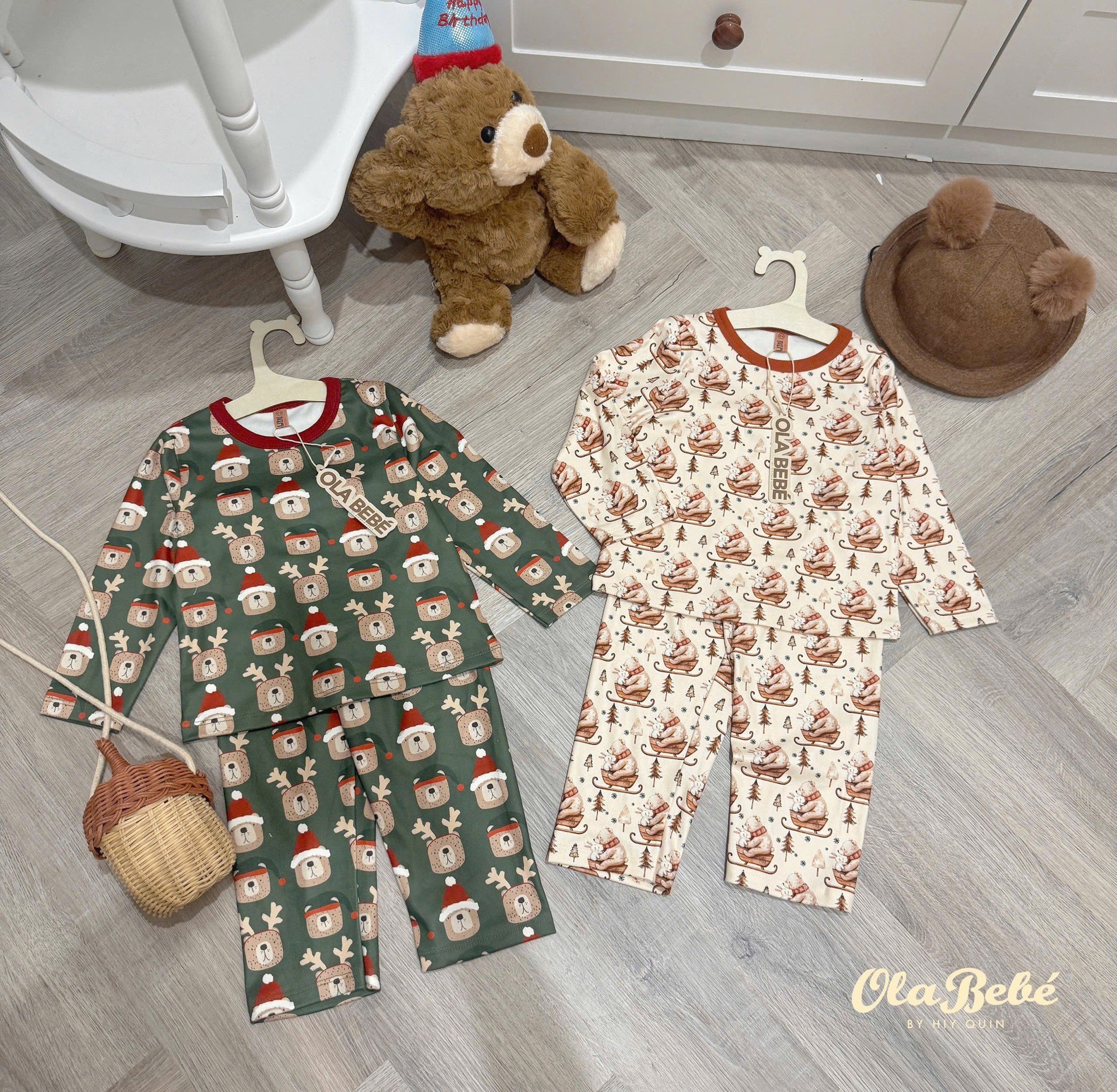 Bộ thun nỉ bệt Hiy-quin họa tiết Noel nhiều hình cho Bé size 1-7y ( 9 - 22kg )