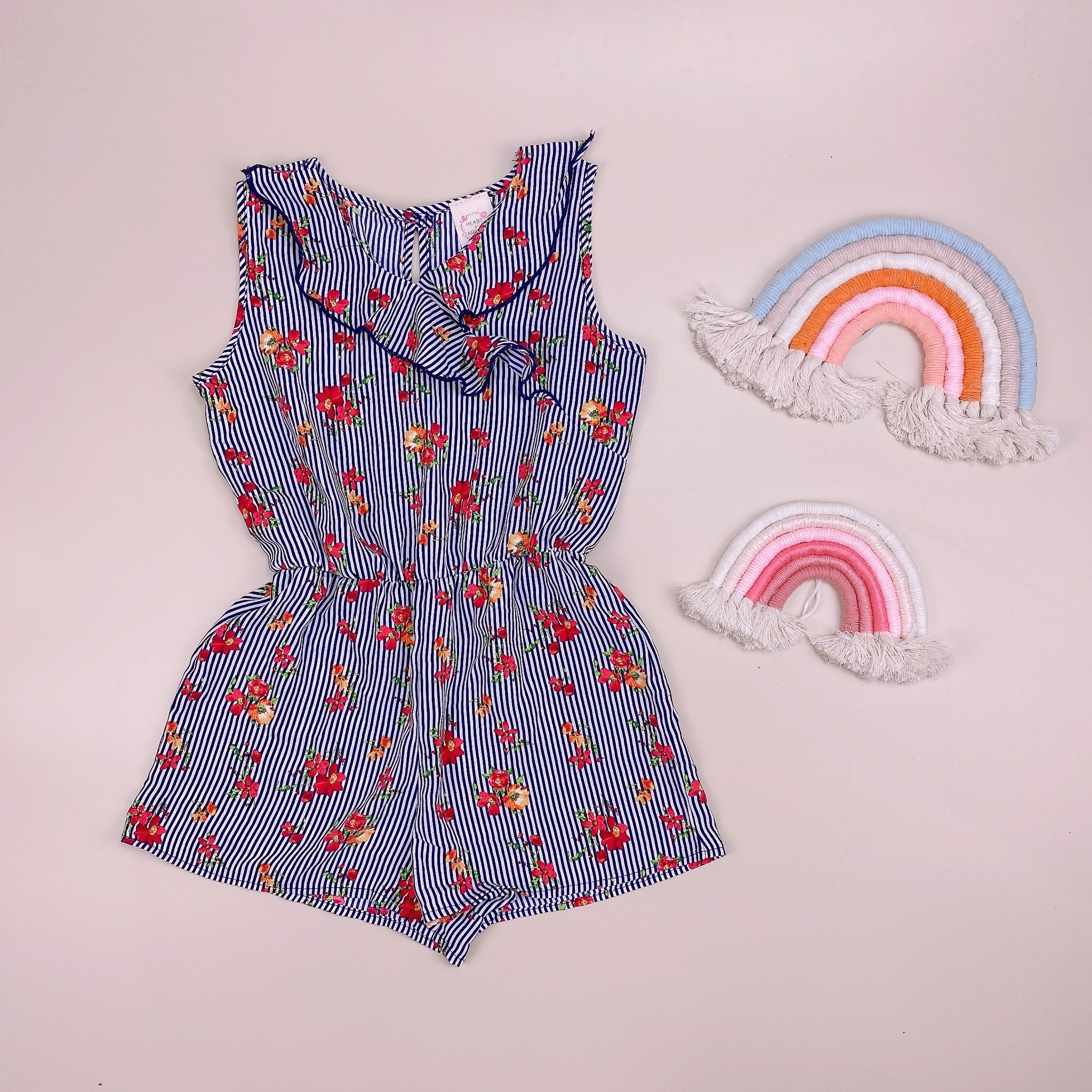 Jumpsuit Heartandarrow voan cát nhiều hoạ tiết BG